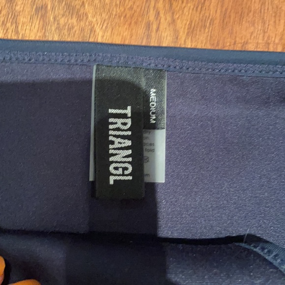 Triangl Bikini - Picture 2 of 3